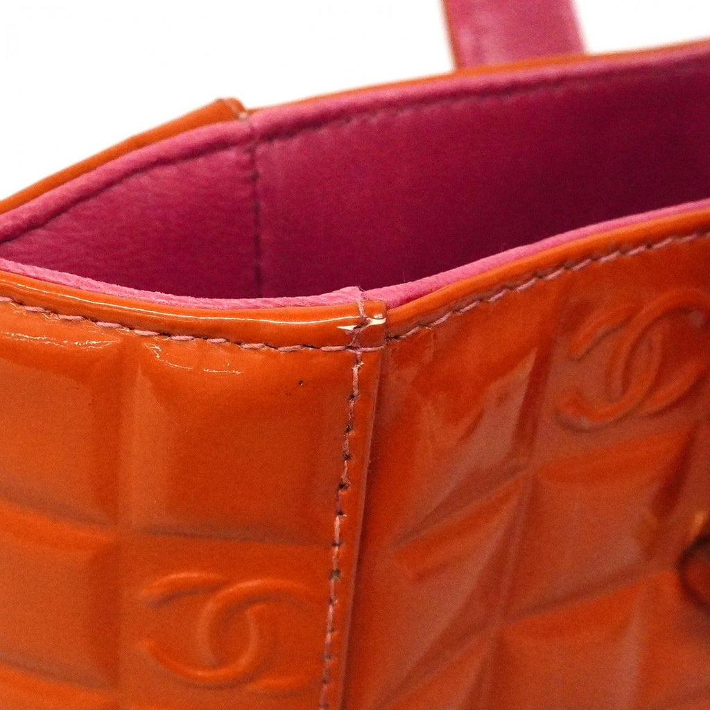 Chanel Tote Choco Bar Patent Leather Pink Orange Champagne Gold — view 7