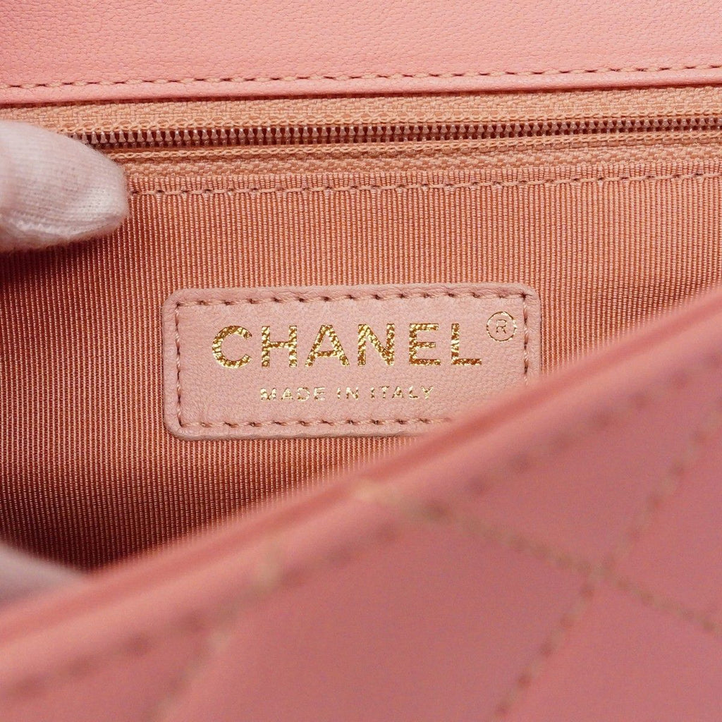 Chanel Shoulder Bag Quilted Leather Pink Gold — view 5