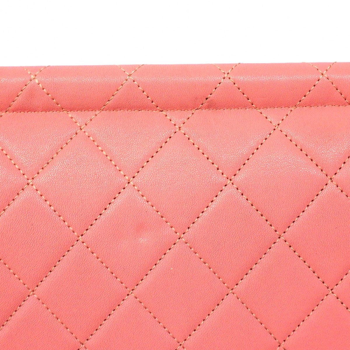 Chanel Shoulder Bag Quilted Leather Pink Gold — view 8