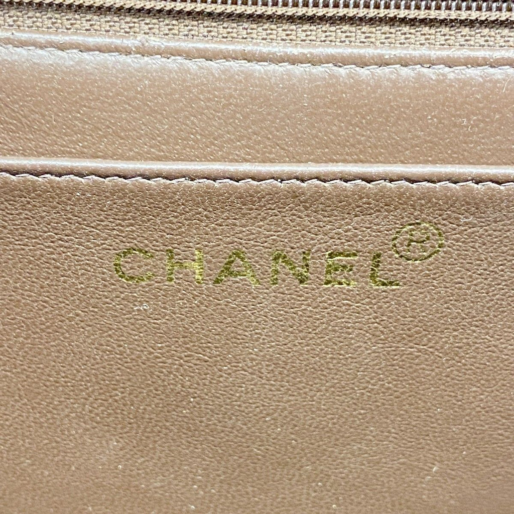 Chanel Shoulder Bag Quilted Suede Dark Brown — view 5