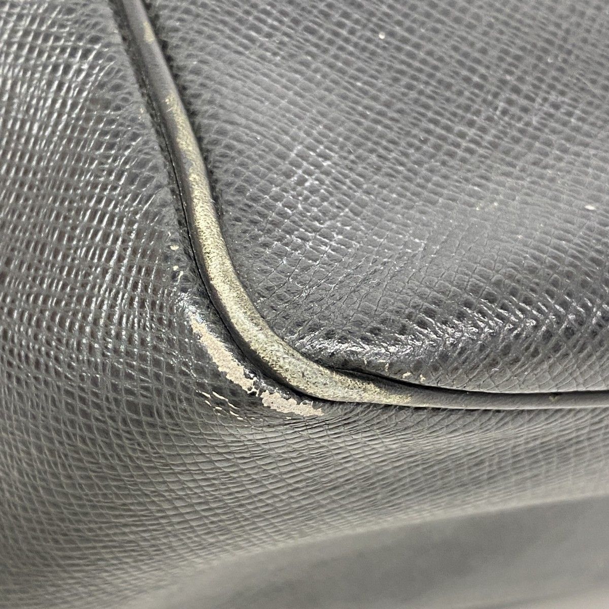 Louis Vuitton Shoulder Bag Taiga Yaranga Ardoise — view 6