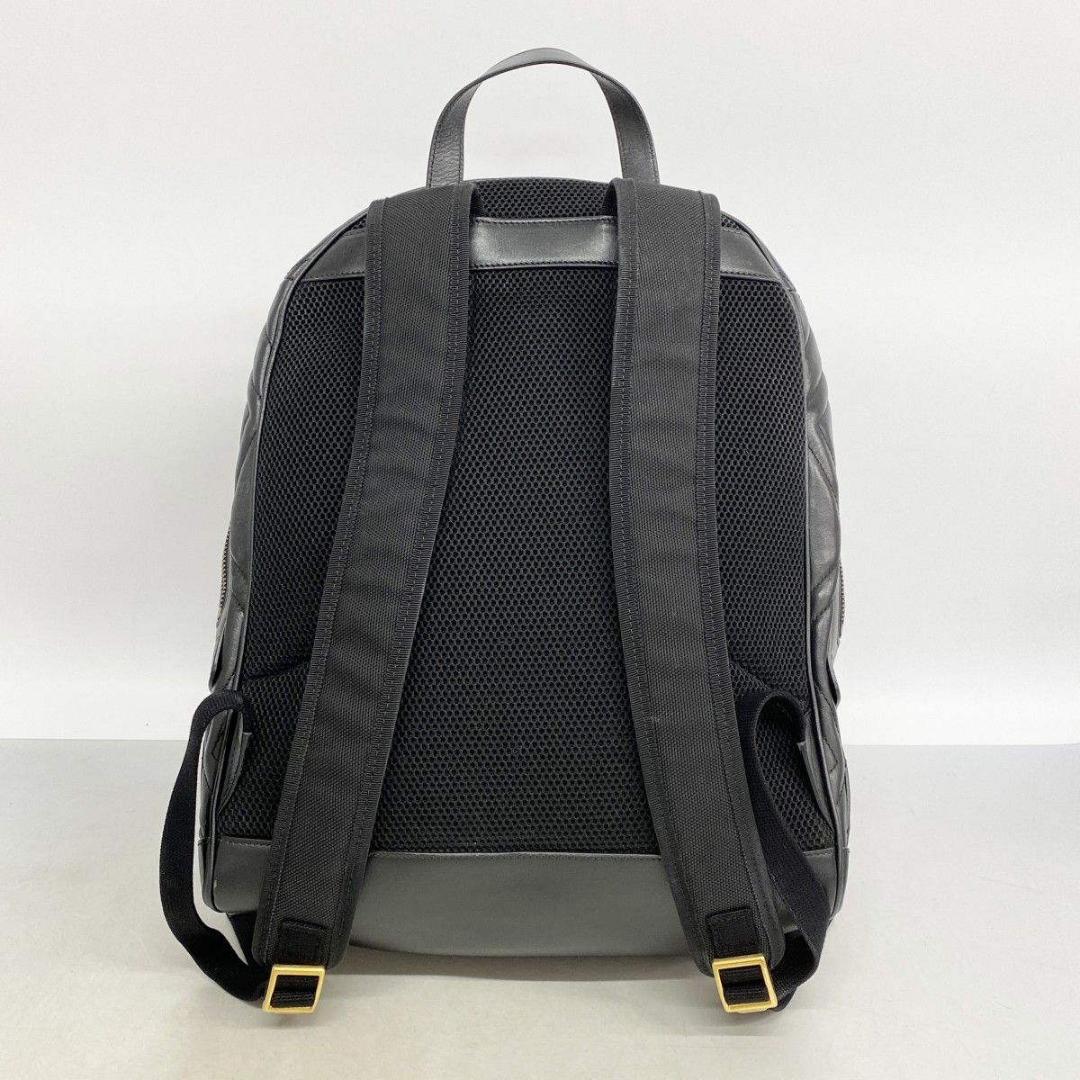 Gucci Backpack GG Marmont Leather Black Gold — view 9