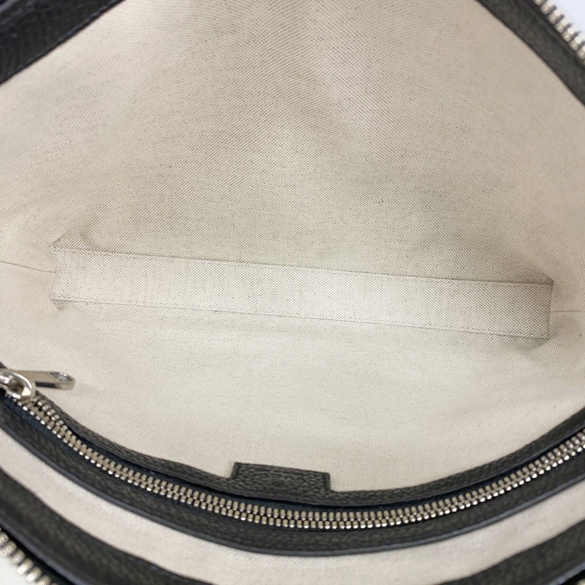 Gucci Shoulder Bag Jumbo GG Leather Black Silver — view 4