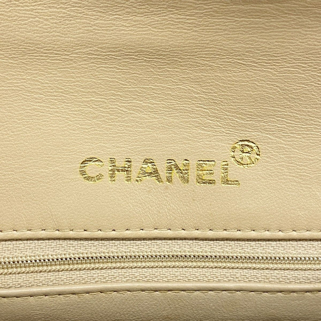 Chanel Shoulder Bag Mini Quilted Lambskin Beige Gold — view 5