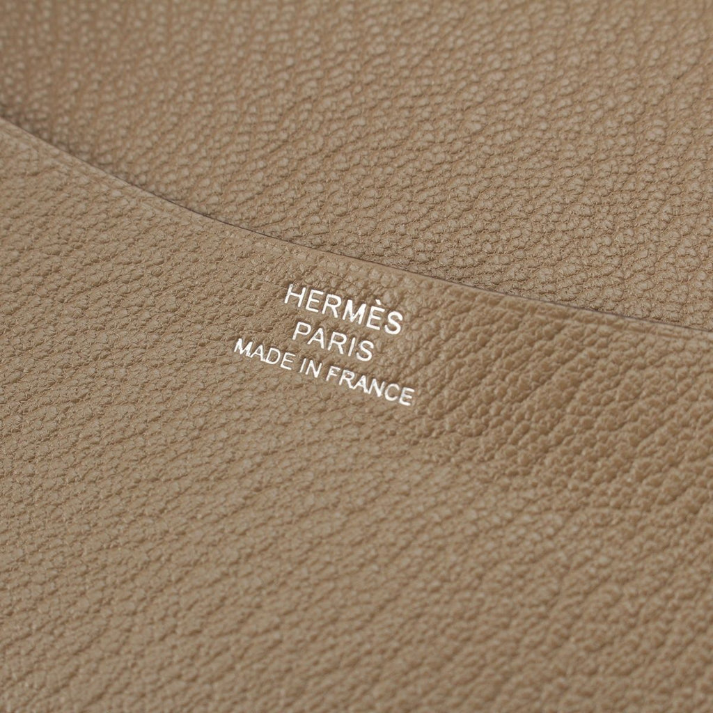 Hermes Agenda GM Chevre Notebook Cover Etoupe — view 5