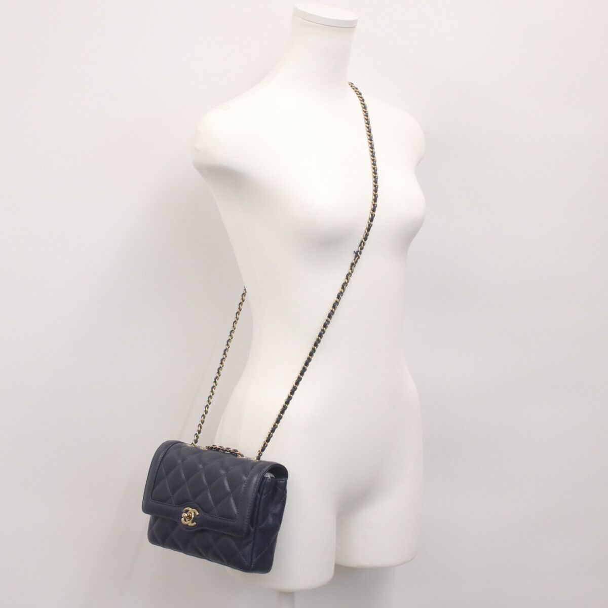 Chanel Navy Lamb Quilted 20 Single Flap — view 3