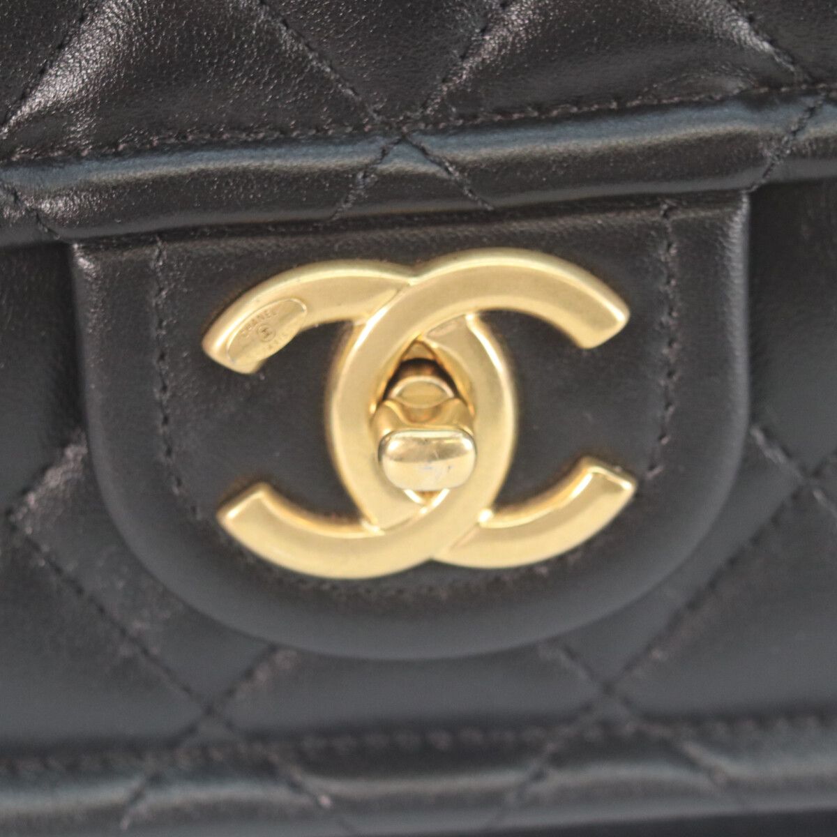 Chanel Black Shiny Lamb Gold Quilted Single Flap Double Chain Shoulder — view 6
