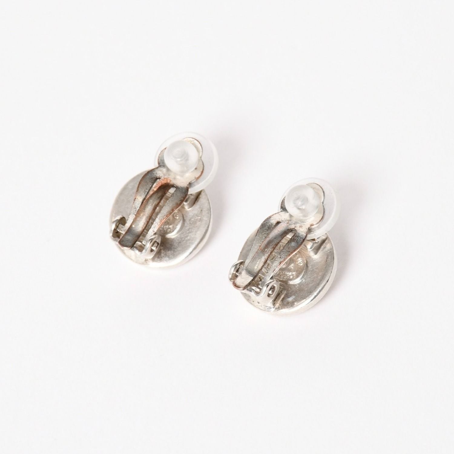 Chanel CC Logo Earrings 97 Button Metal Silver — view 3