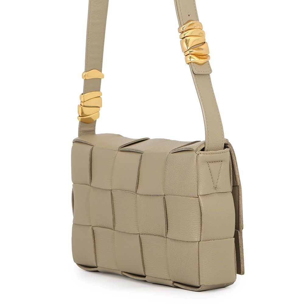 Bottega Veneta Shoulder Bag Intrecciato Cassette Leather — view 2
