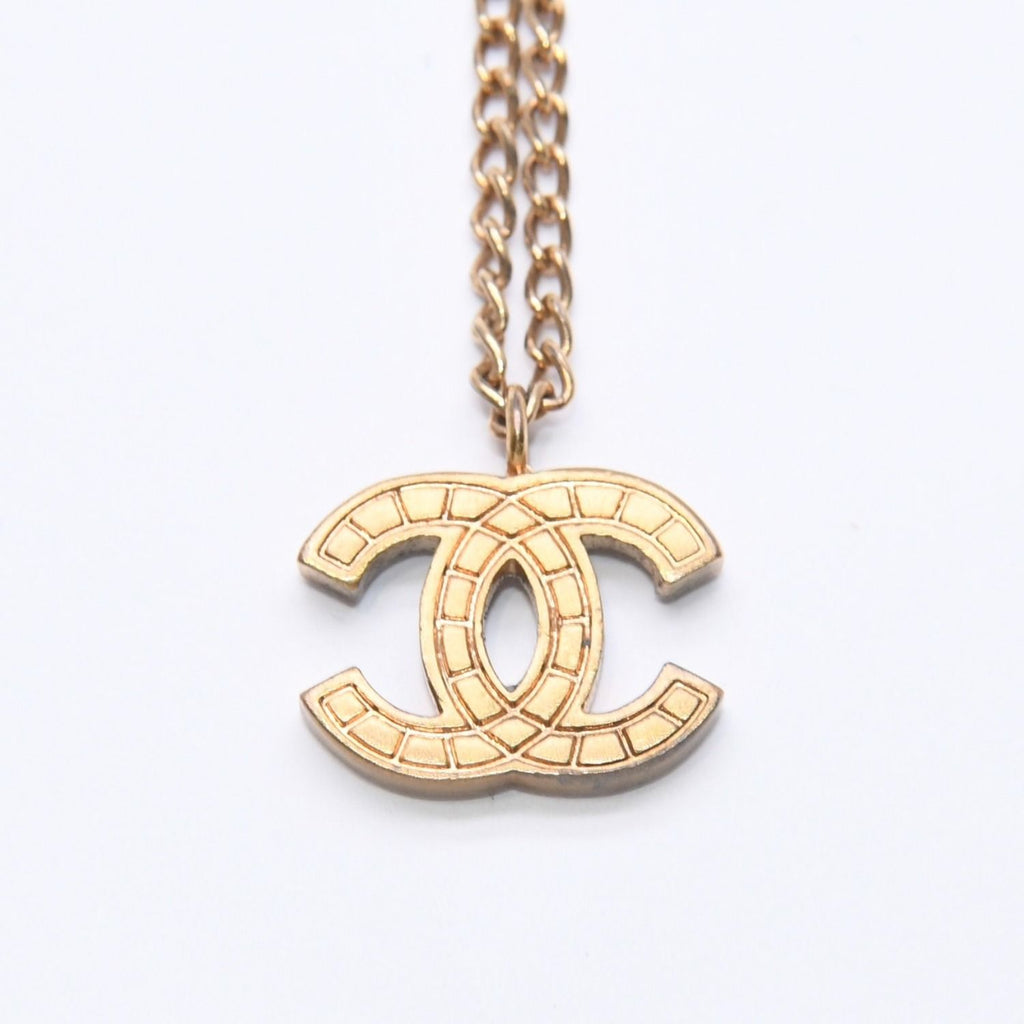 Chanel Necklace CC Logo 03 Gold — view 2