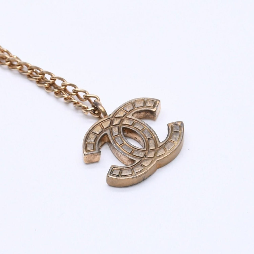 Chanel Necklace CC Logo 03 Gold — view 6