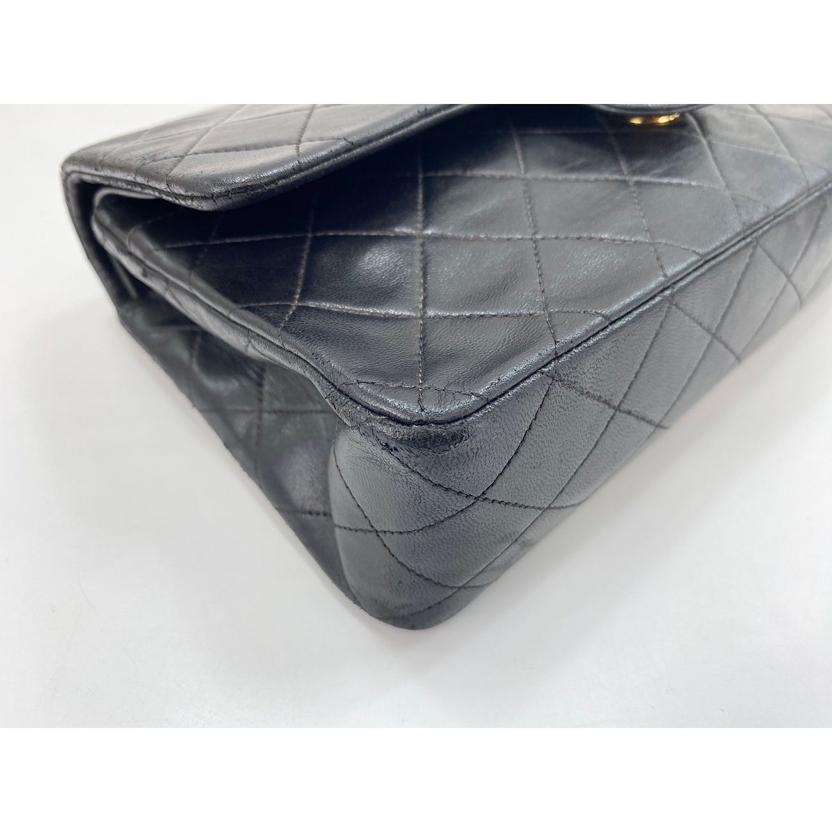 Chanel Shoulder Bag Quilted 25 — view 7