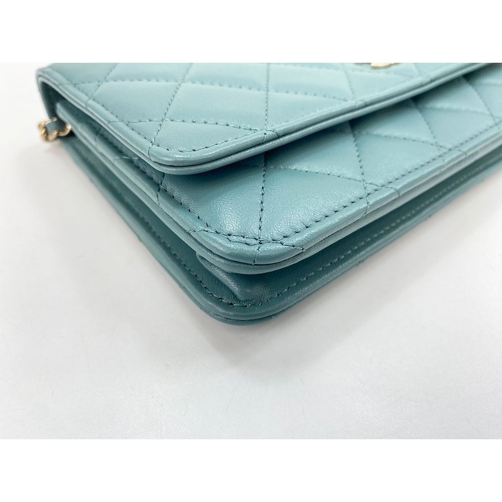 Chanel Shoulder Bag Quilted — view 7
