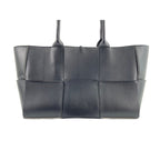 Bottega Veneta Handbag Arco — view 2