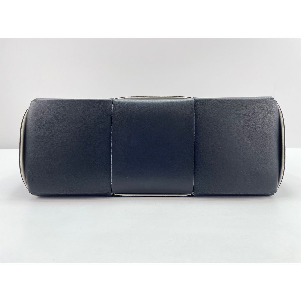 Bottega Veneta Handbag Arco — view 7