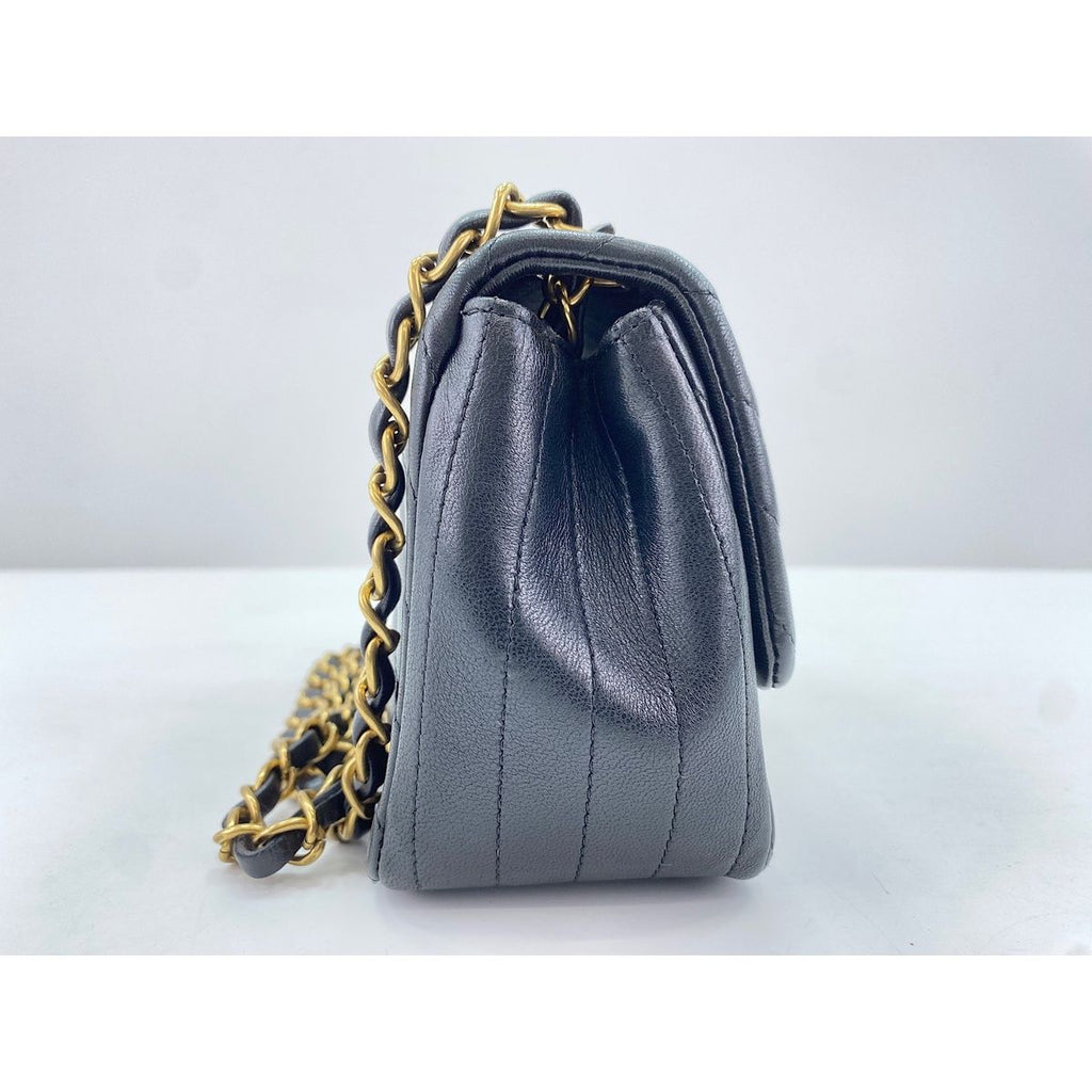 Chanel Shoulder Bag Mini Quilted — view 5
