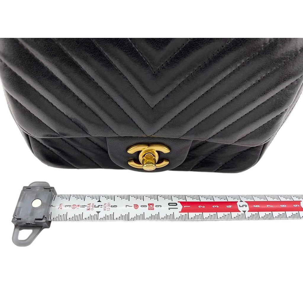 Chanel Shoulder Bag Mini Quilted — view 3