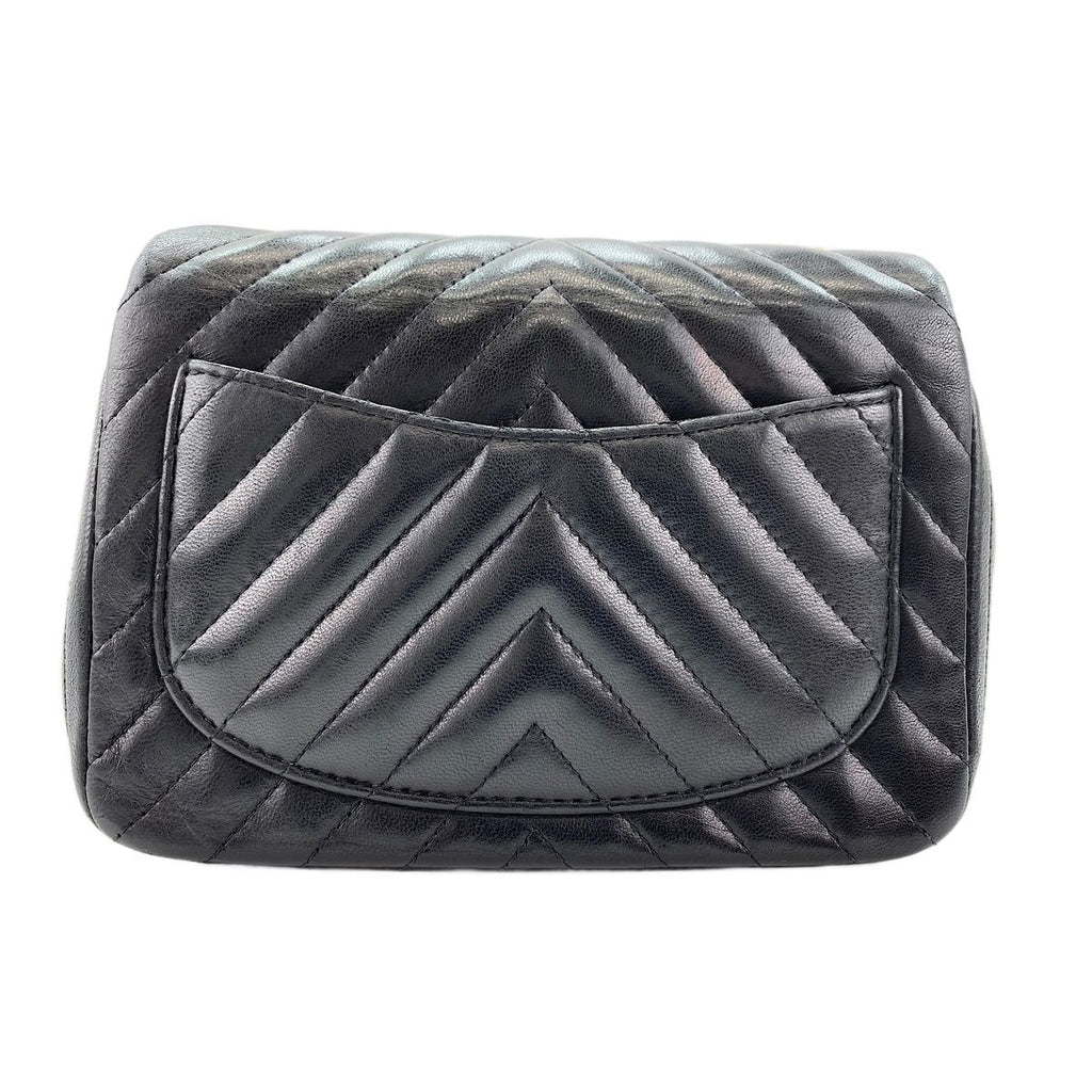 Chanel Shoulder Bag Mini Quilted — view 2