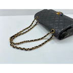 Chanel Shoulder Bag Quilted 25 — view 8