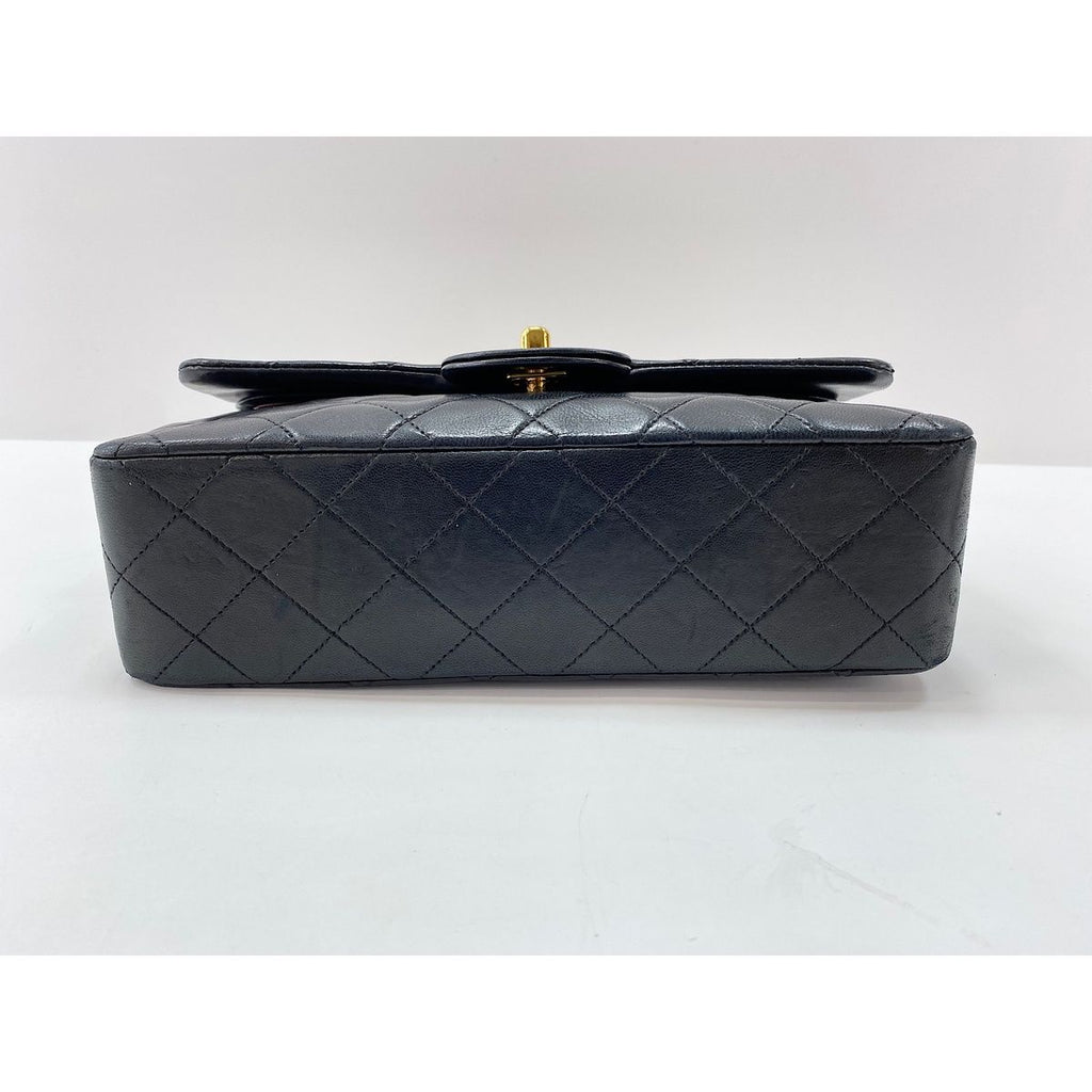 Chanel Shoulder Bag Quilted 23 — view 6