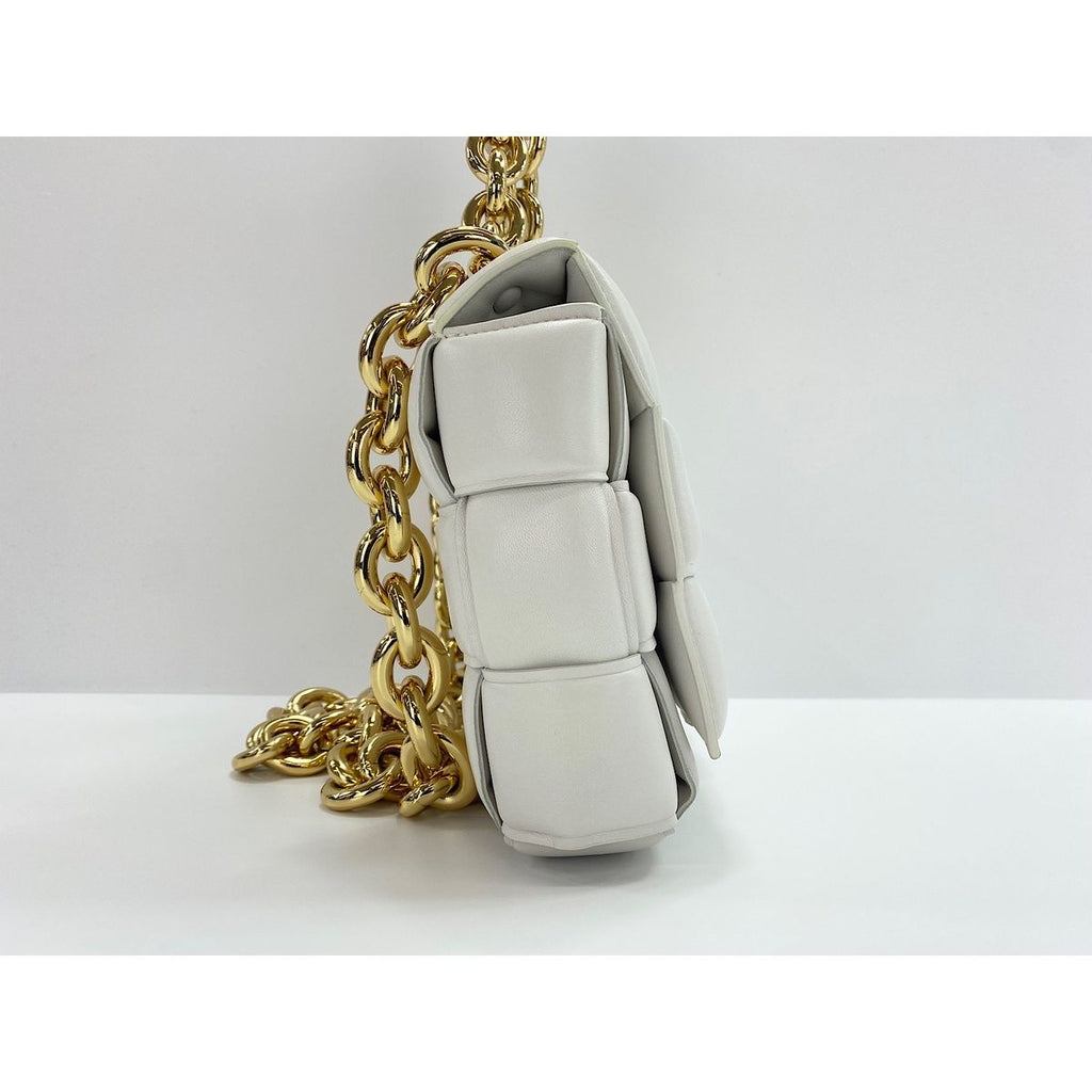 Bottega Veneta Handbag 2-Way Cassette — view 5