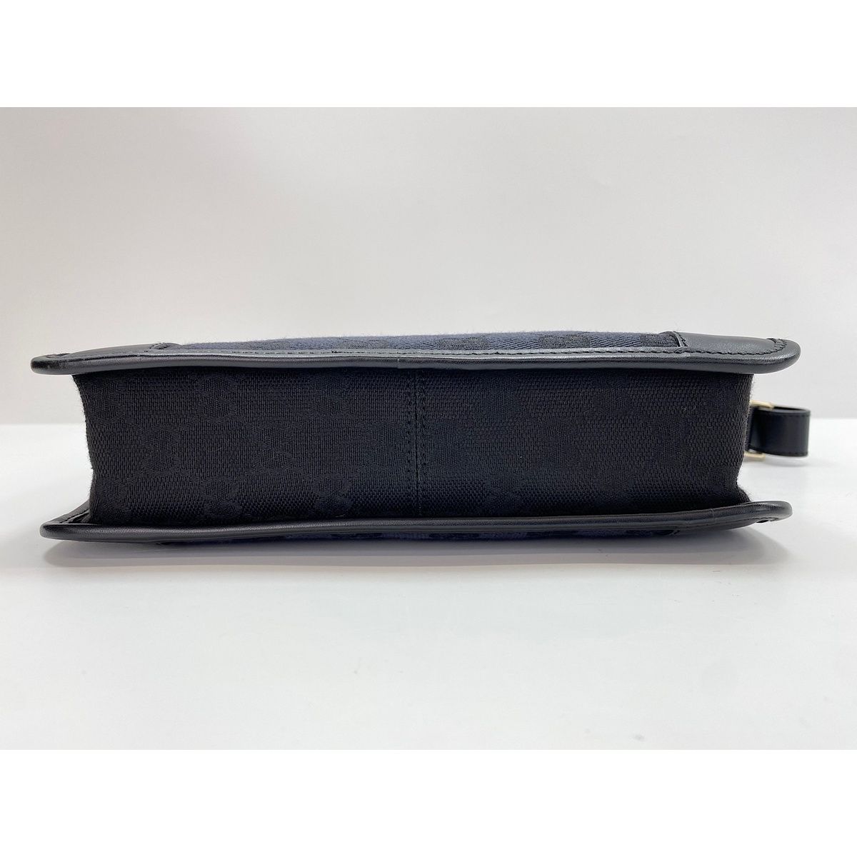 Gucci Shoulder Bag Black — view 6