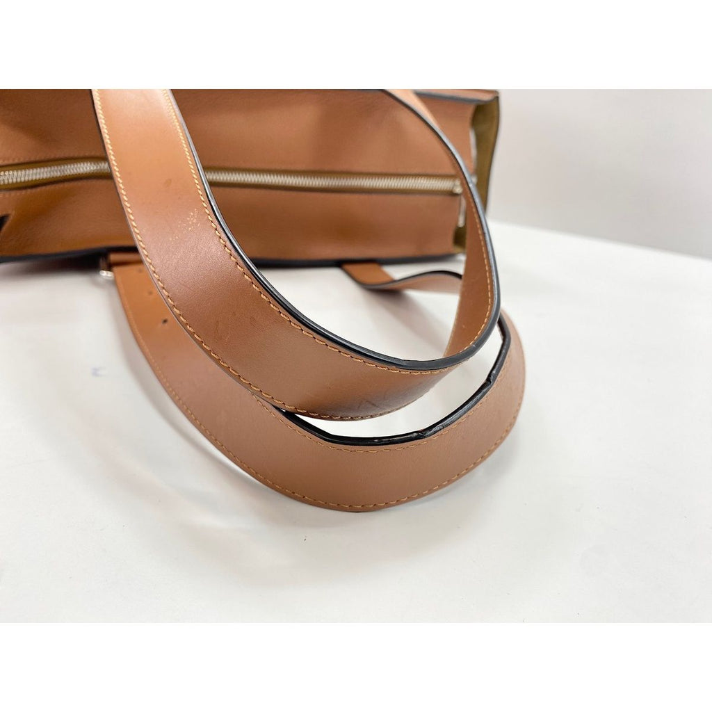 Loewe Shoulder Bag Buckle — view 8
