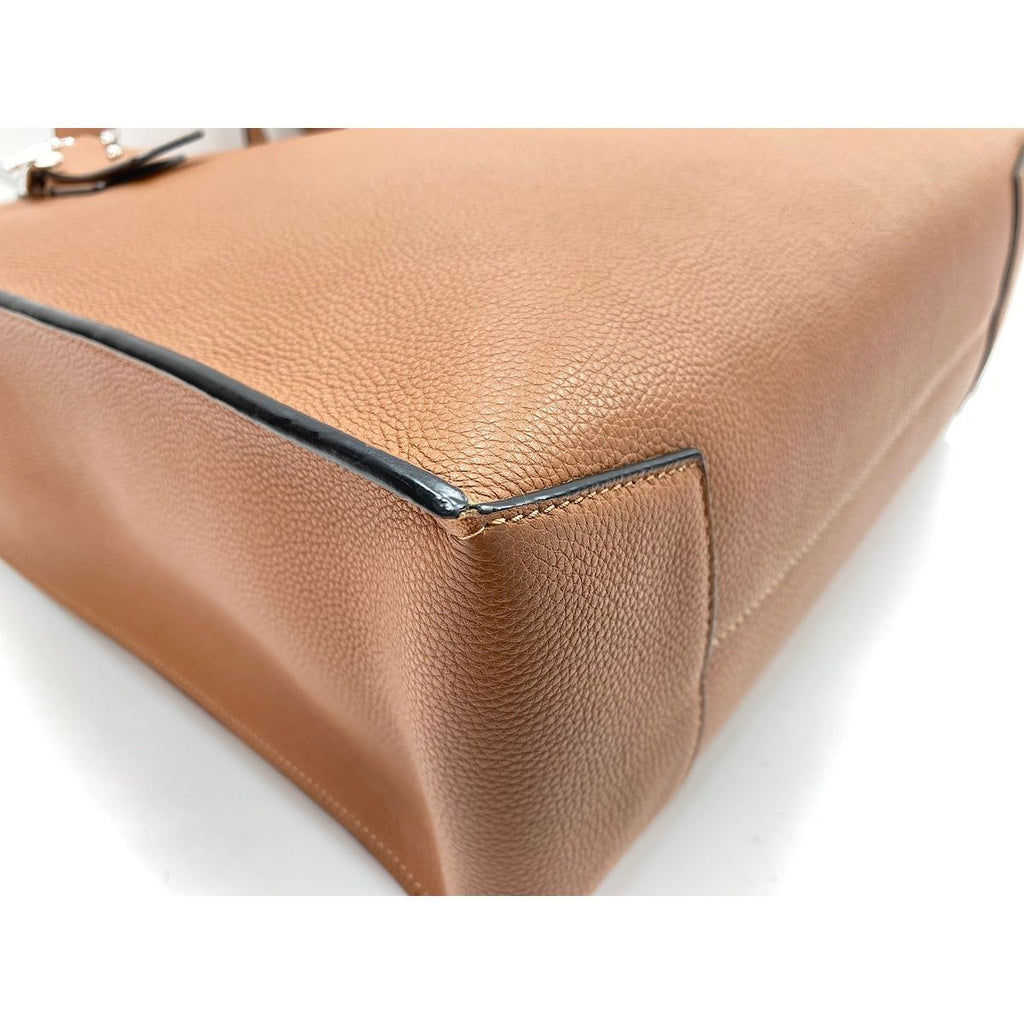 Loewe Shoulder Bag Buckle — view 6