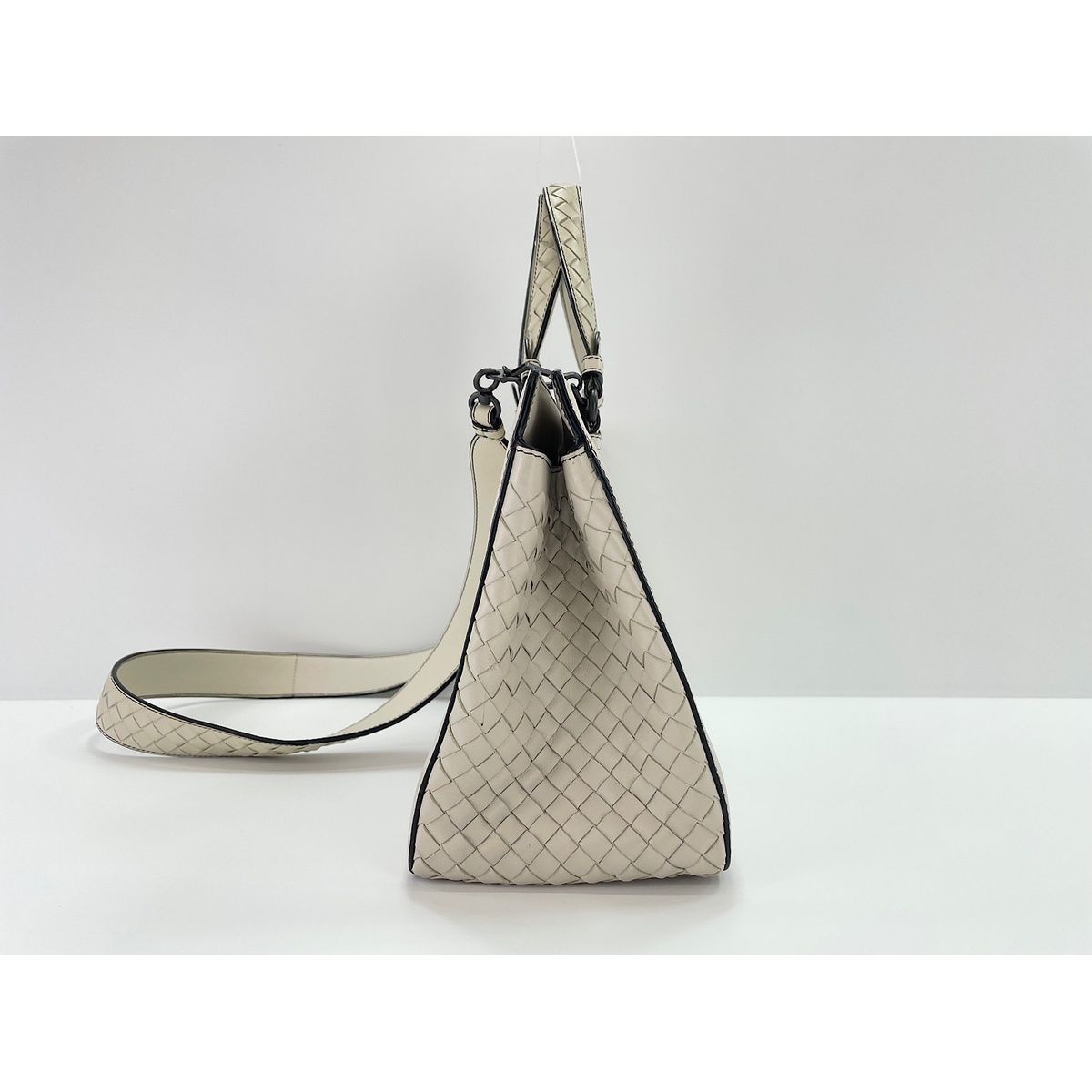 Bottega Veneta Handbag 2-Way Erittica — view 4