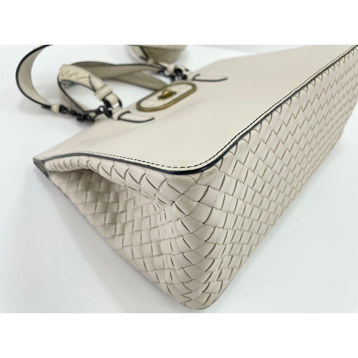 Bottega Veneta Handbag 2-Way Erittica — view 7