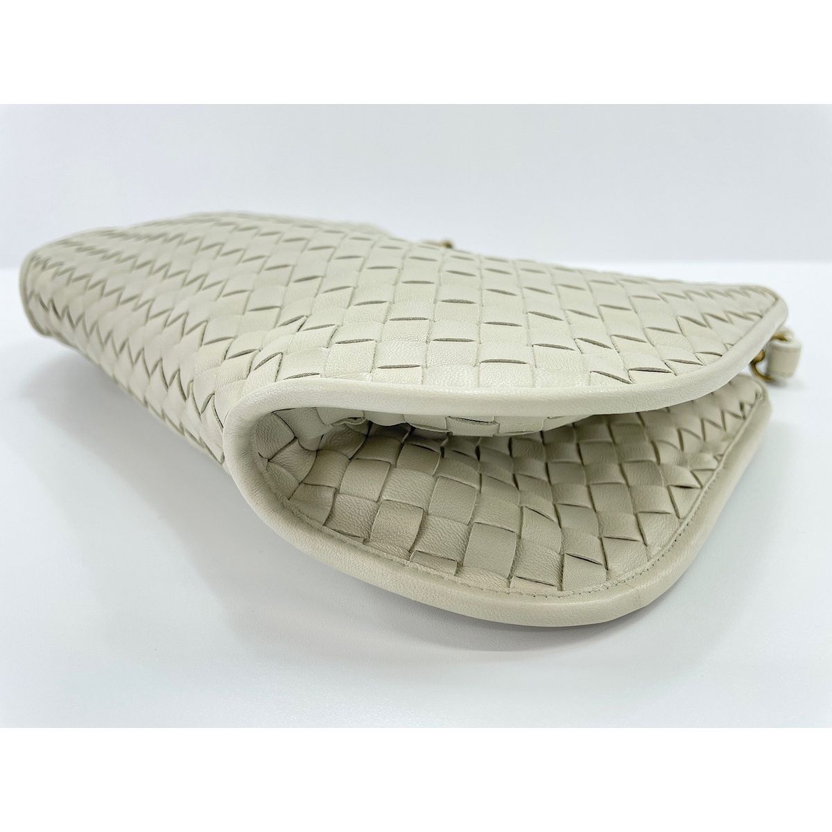Bottega Veneta Handbag White — view 8