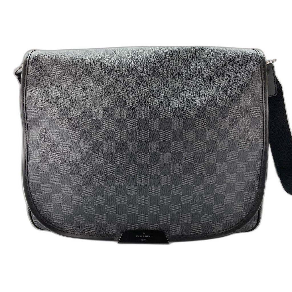 Louis Vuitton Shoulder Bag Daniel MM