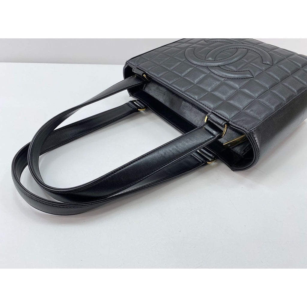 Chanel Tote Choco — view 8