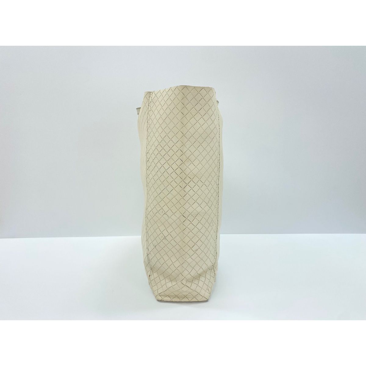 Bottega Veneta Handbag White — view 4