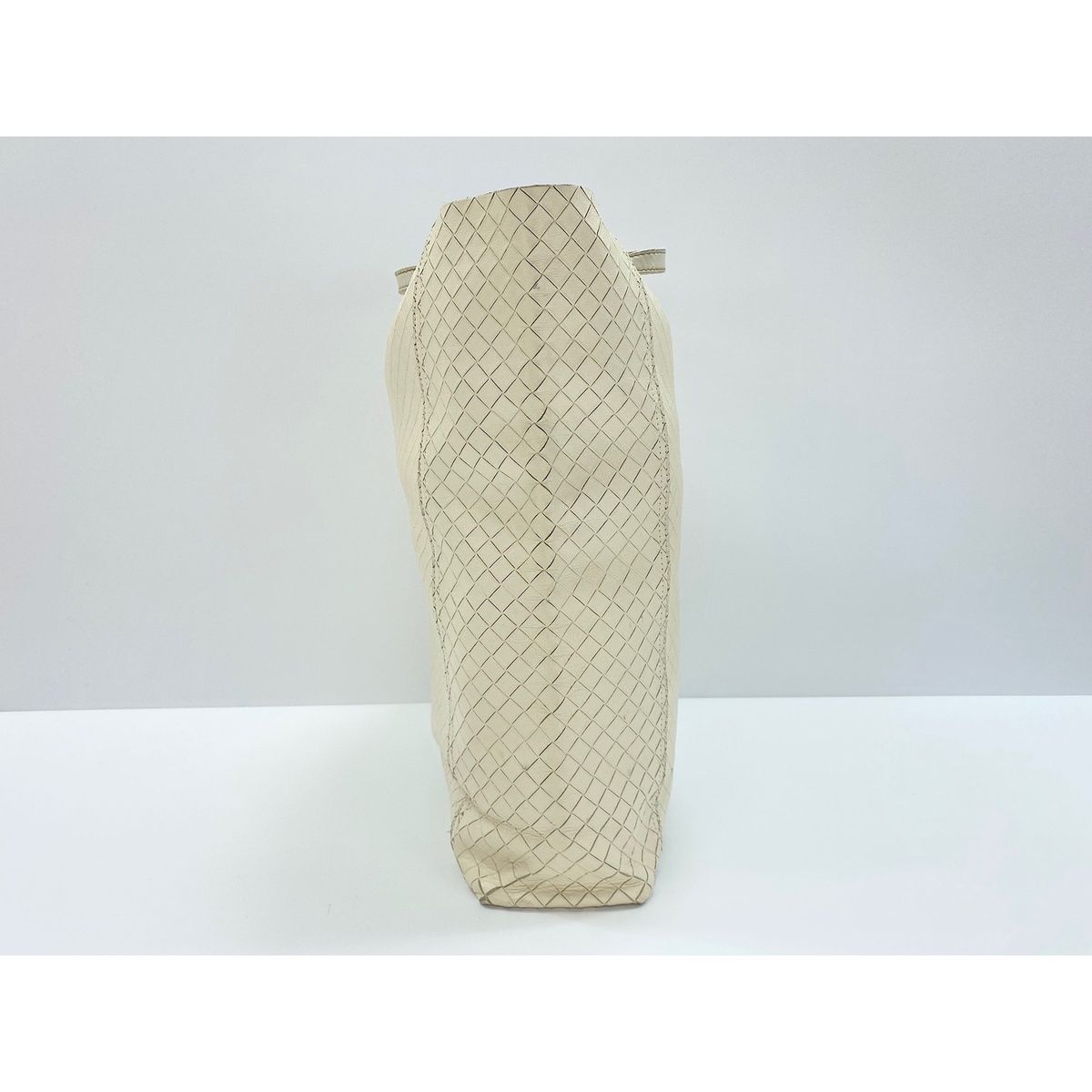 Bottega Veneta Handbag White — view 5