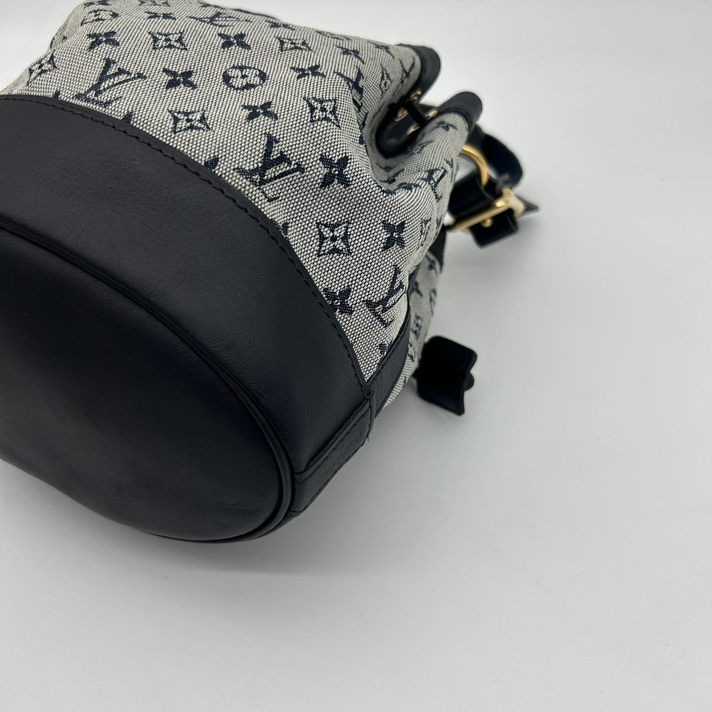 Louis Vuitton Monogram Mini Noelie Handbag — view 9