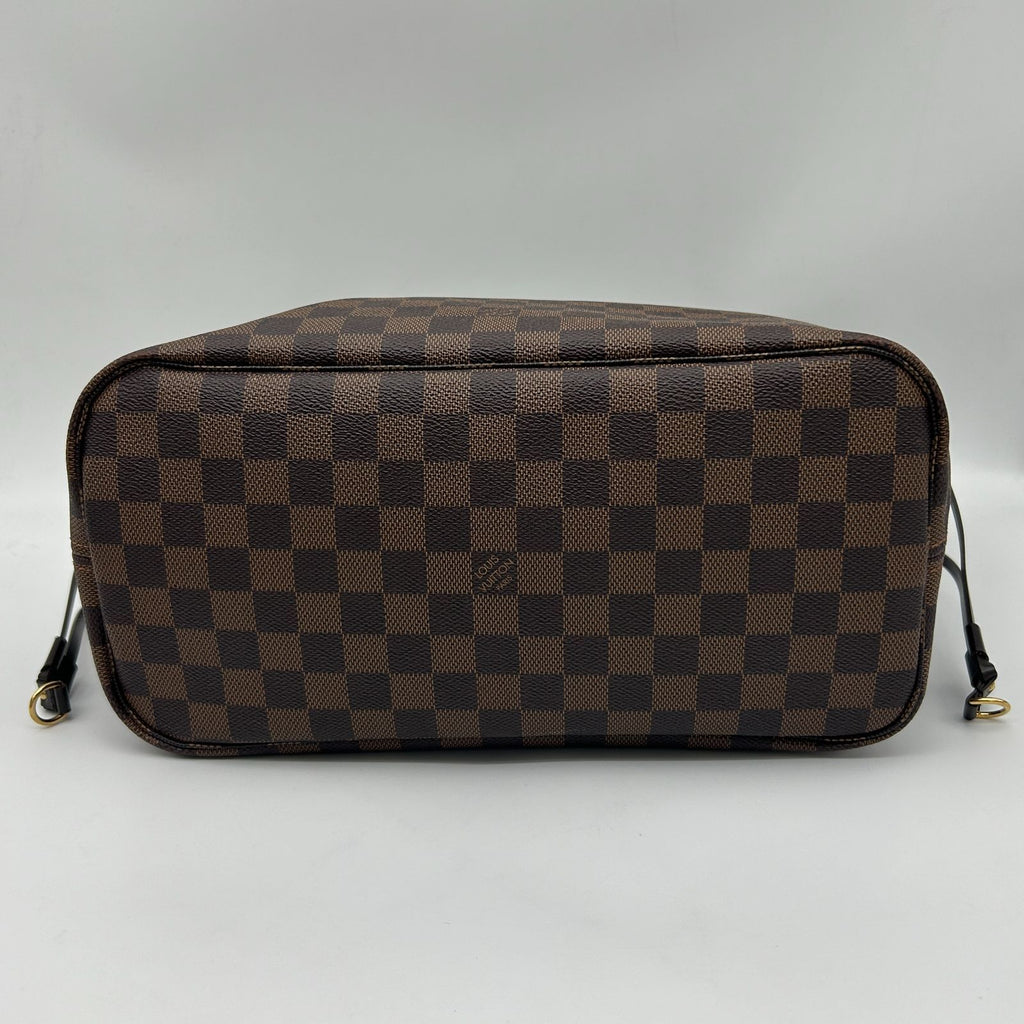 Louis Vuitton Damier Neverfull MM Brown Tote — view 5