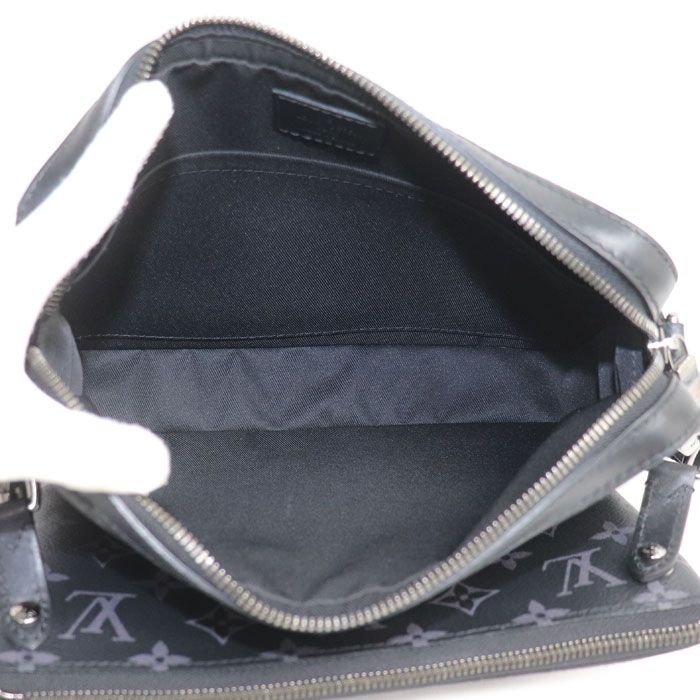 Louis Vuitton Trio Messenger Shoulder Bag Monogram Eclipse Gray — view 4