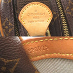 Louis Vuitton Shoulder — view 8