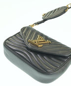 Louis Vuitton Shoulder — view 9