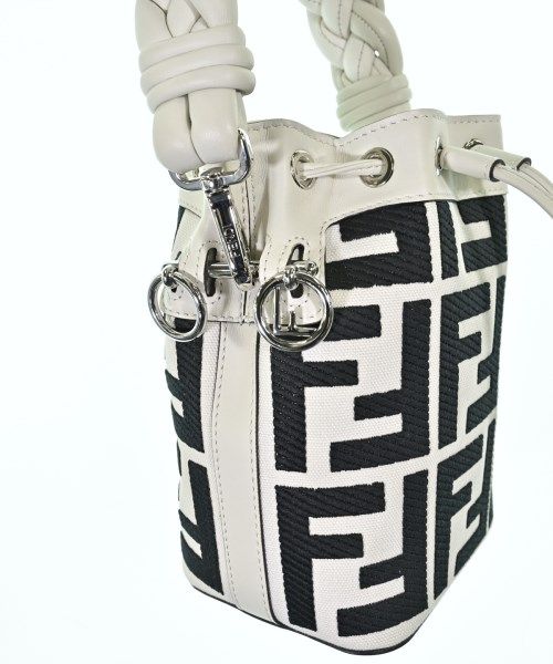 Fendi Shoulder Bag White — view 6