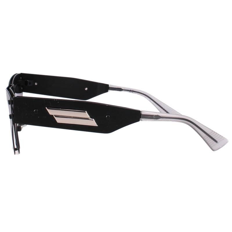 Bottega Veneta BV Wellington Sunglasses 49 Eyewear — view 2