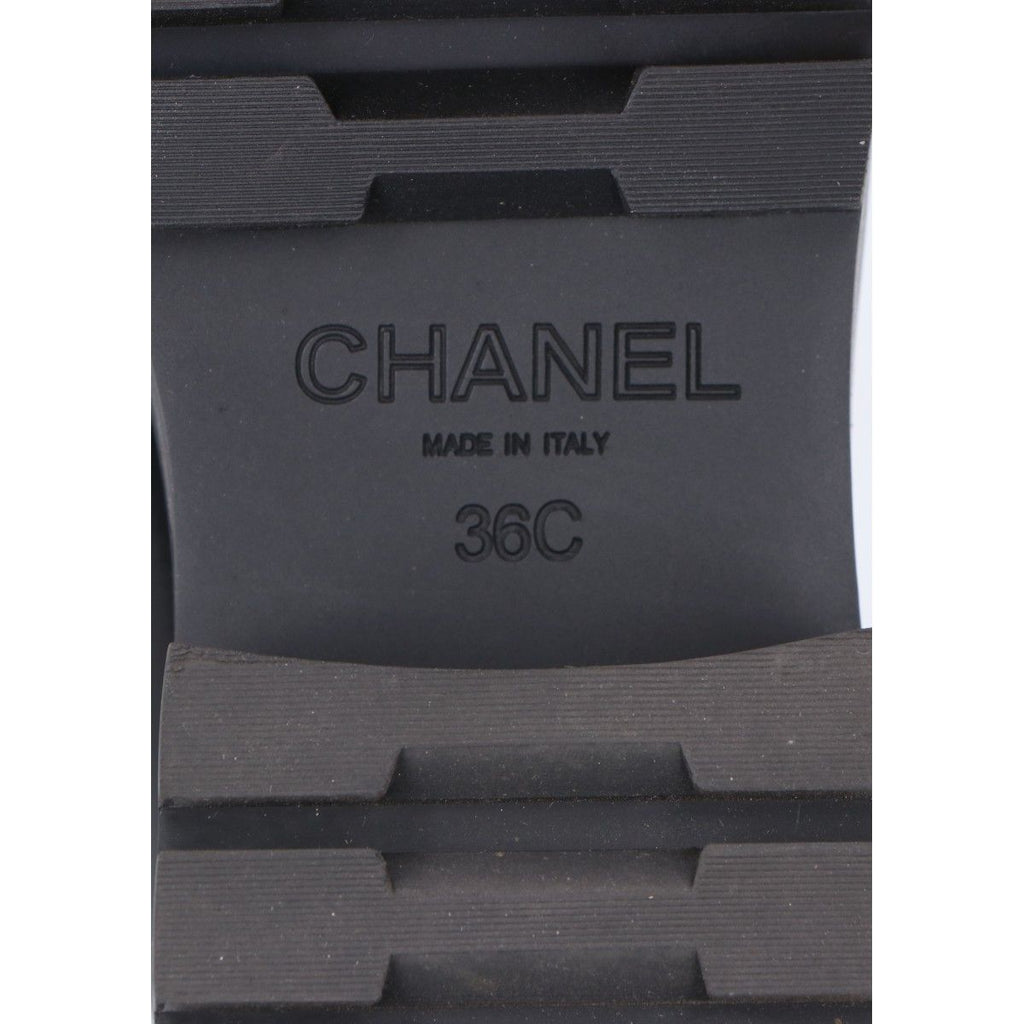 Chanel D CC Logo Plate Leather Thick Sole Loafers 36c — view 9