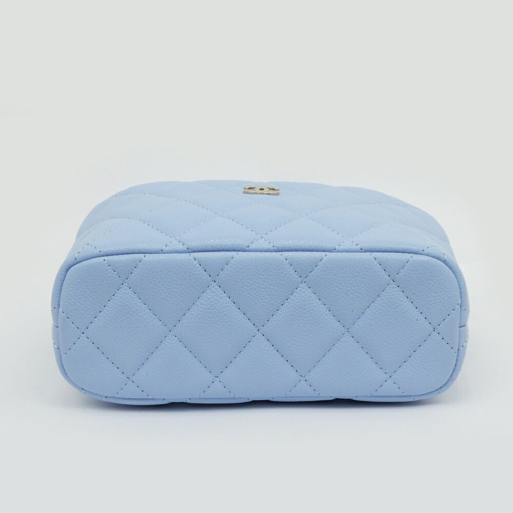 Chanel Classic Chain Clutch Light Blue Caviar Leather — view 3