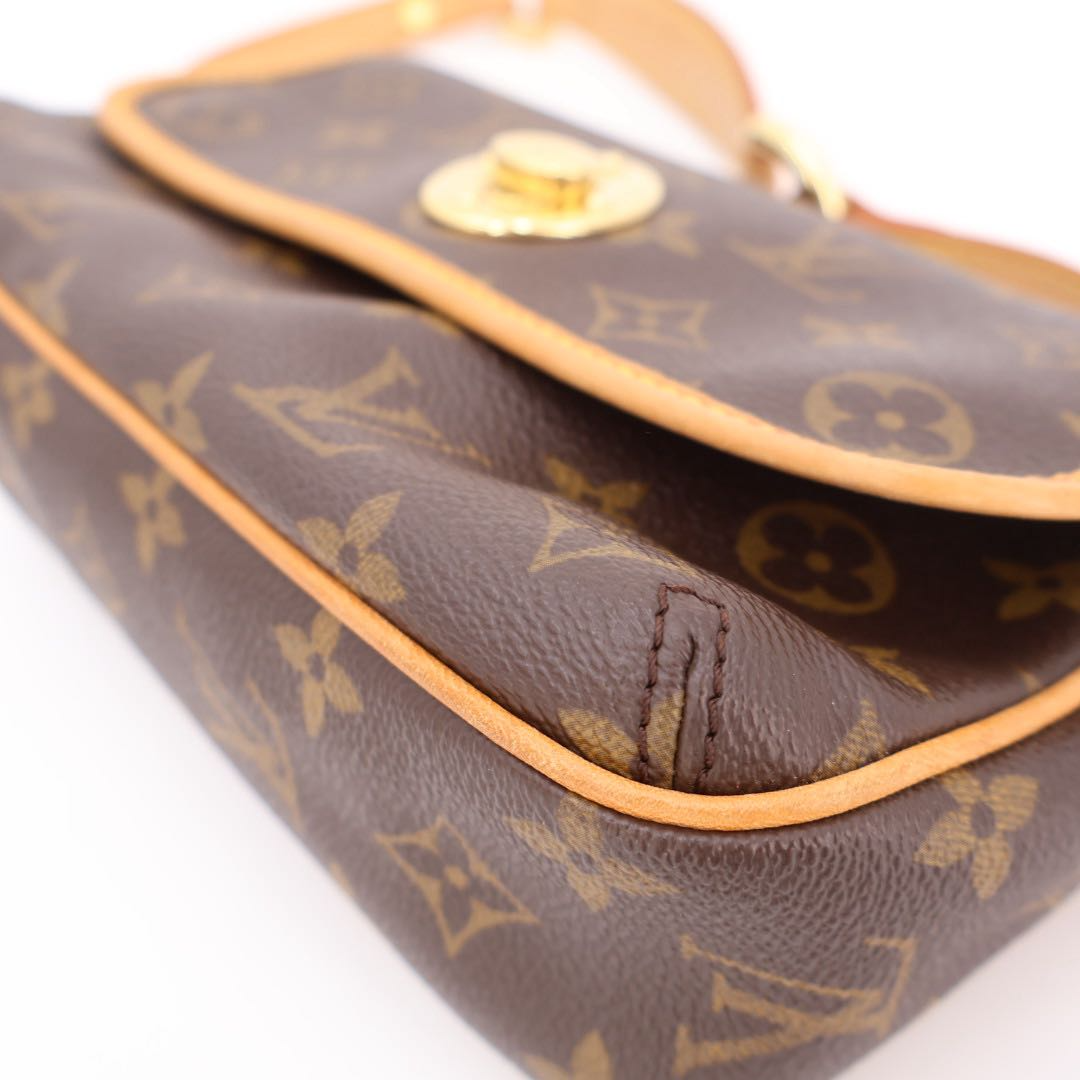 Louis Vuitton Monogram PM Shoulder — view 3