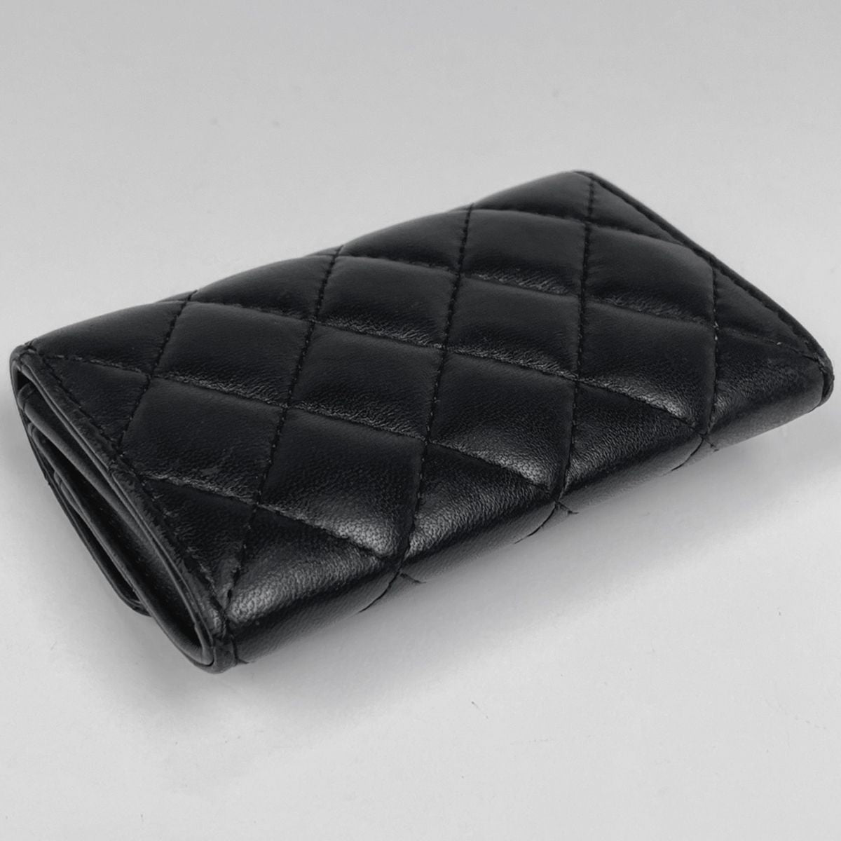 Chanel CC Logo Coin Case Quilted Lambskin Black — view 2