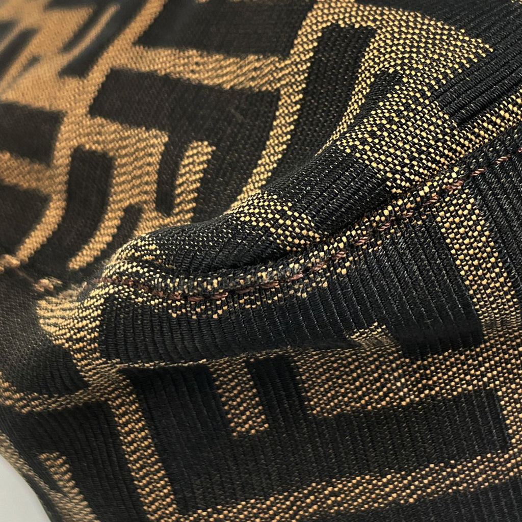 Fendi Zucca Pattern Shoulder Bag Mamma Baguette Canvas Brown — view 3