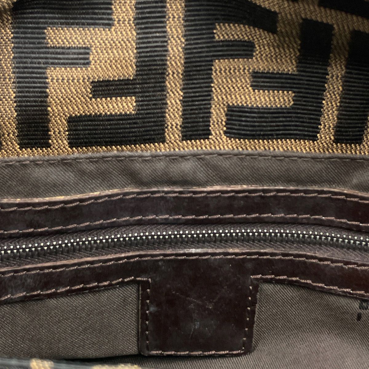 Fendi Zucca Pattern Shoulder Bag Mamma Baguette Canvas Brown — view 8