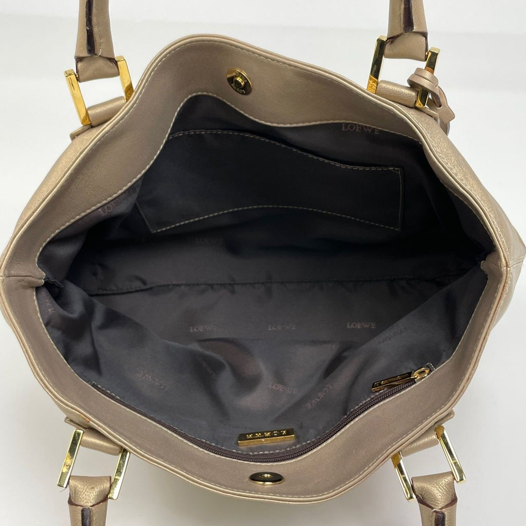 Loewe Anagram Handbag Leather Gold — view 9