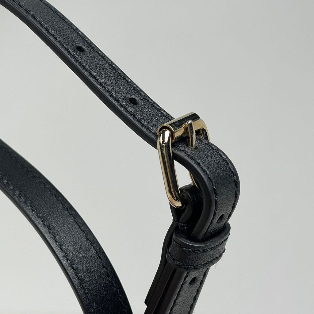 Gucci Micro Guccissima 2-Way Shoulder Bag Signature Leather Black — view 8